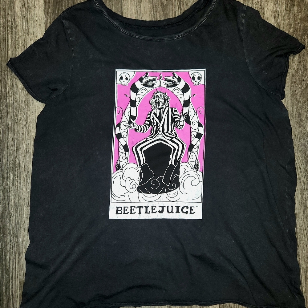 Torrid Beetlejuice Black Tee Size 2